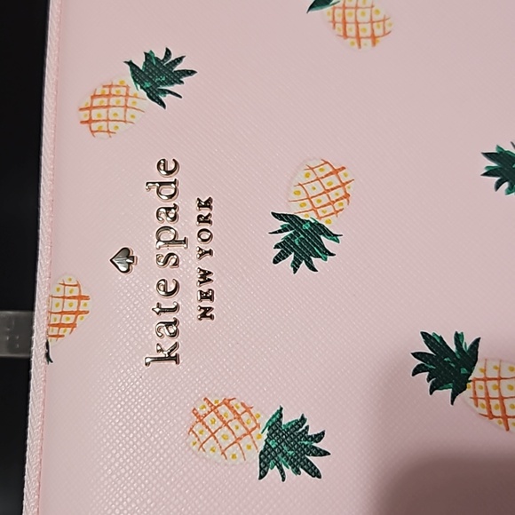KATE SPADE NWOT♠️ LAPTOP CASE - Picture 2 of 7